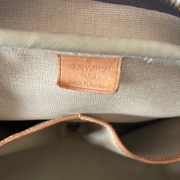 Louis Vuitton Deauville - Picture 5 of 6